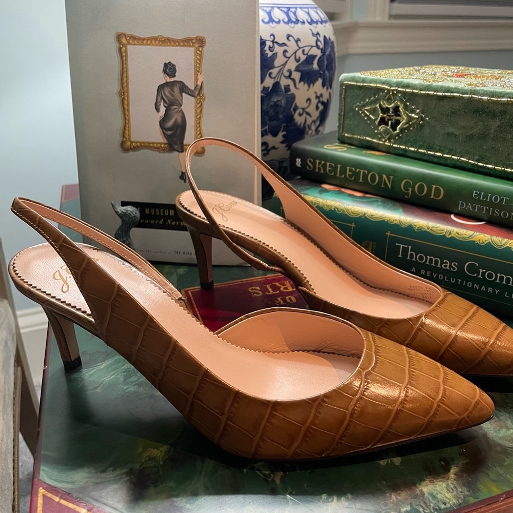 NIB Colette d’Orsay Pumps Crocodile Embossed Leather SOLD OUT